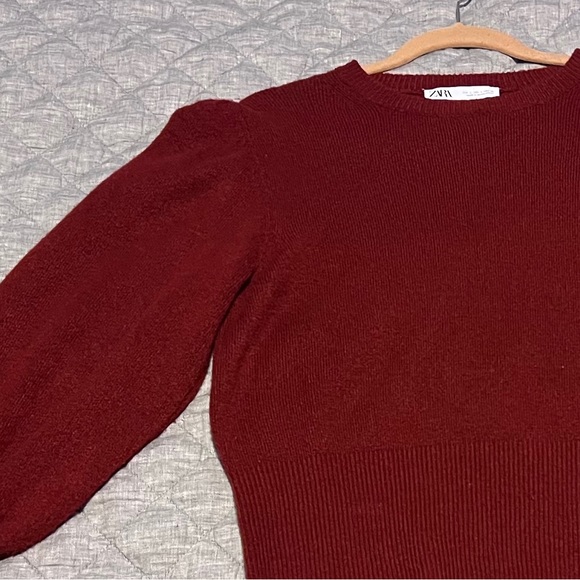 Zara Knit Soft Crew Neck Sweater With Ribbed Trims and puff sleeves, Size L - Picture 9 of 11